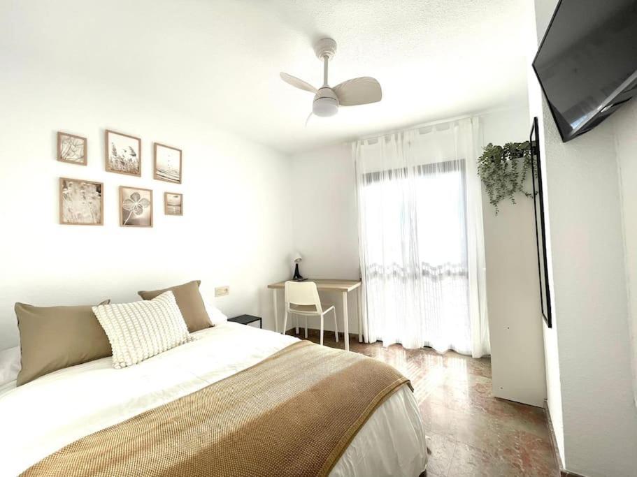 Beautiful & Sunny Apartment Malaga Exterior photo